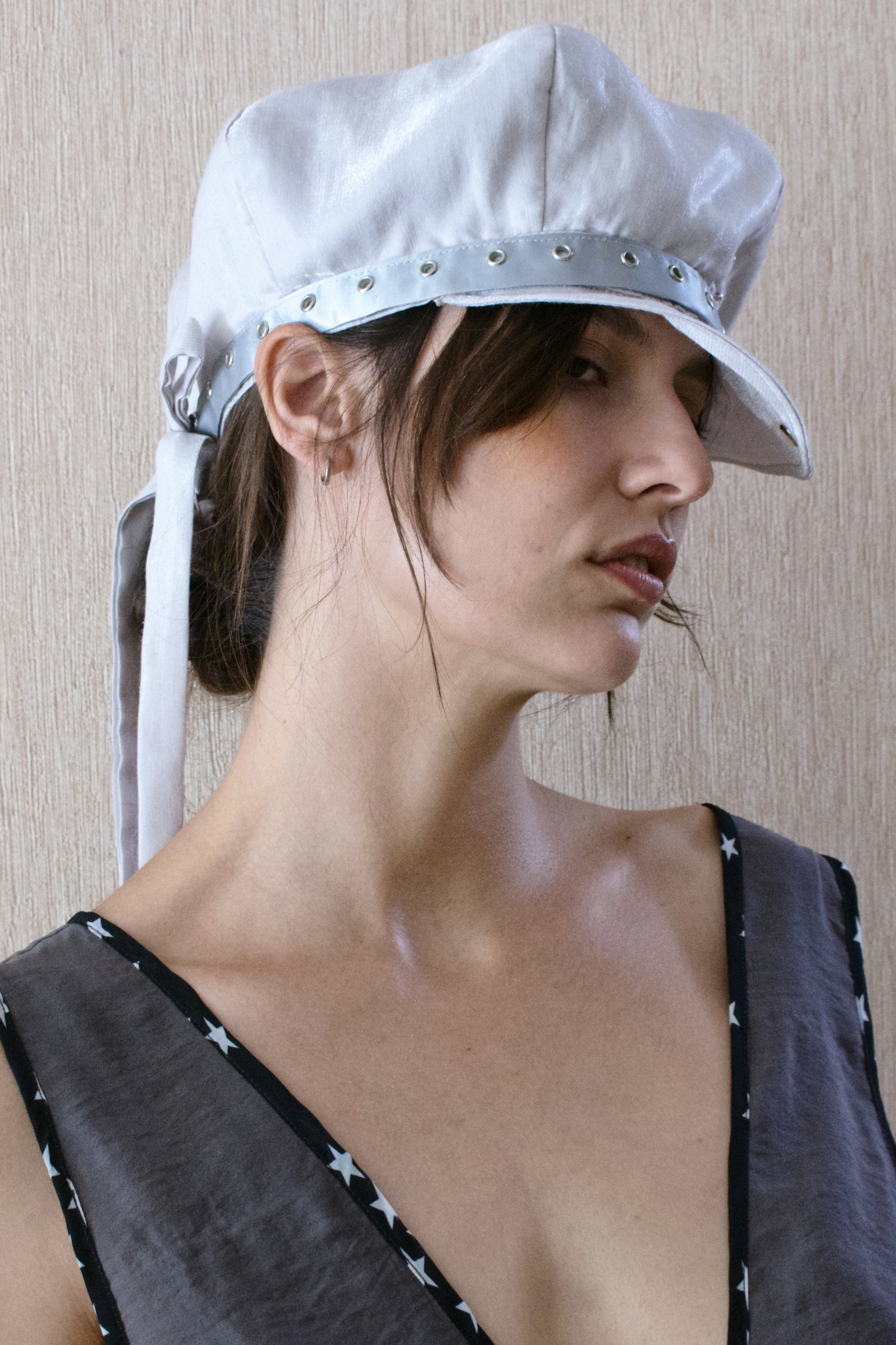 Luna hat